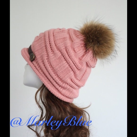 2X HP!! Rose Knit Cap w Genuine Fur Pompom - Picture 2 of 3