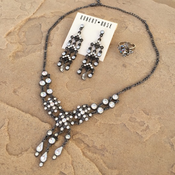 Vintage Jewelry Set - Picture 1 of 4