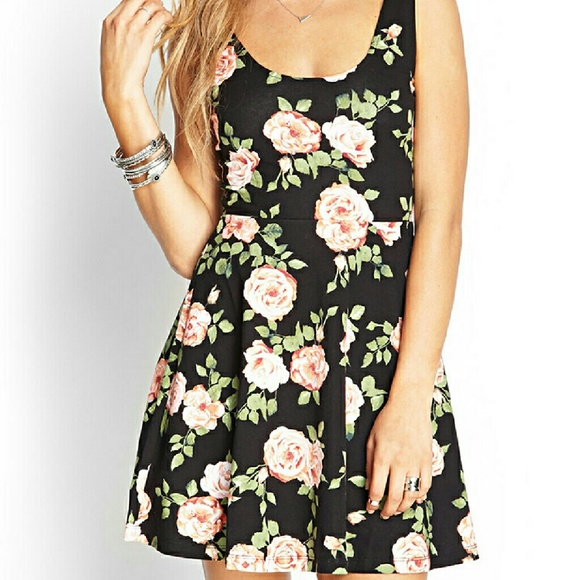Closing!Bogo! Black rose floral mini dress