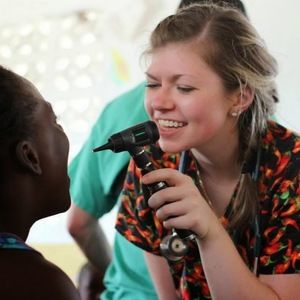 Meet your Posher, Alyssa