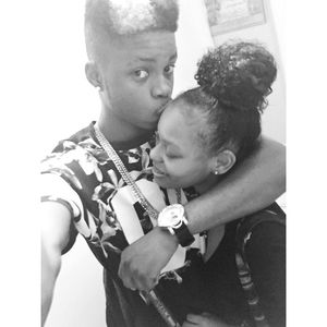 Meet your Posher, Malika