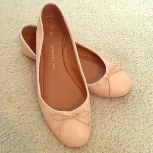 Worn once! Baby pink GAP ballet flats