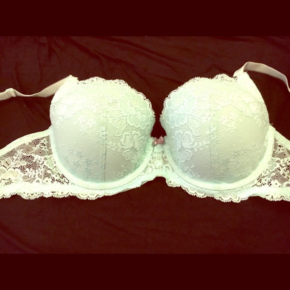 Victoria's Secret Dream Angels bra 34D (unpadded)