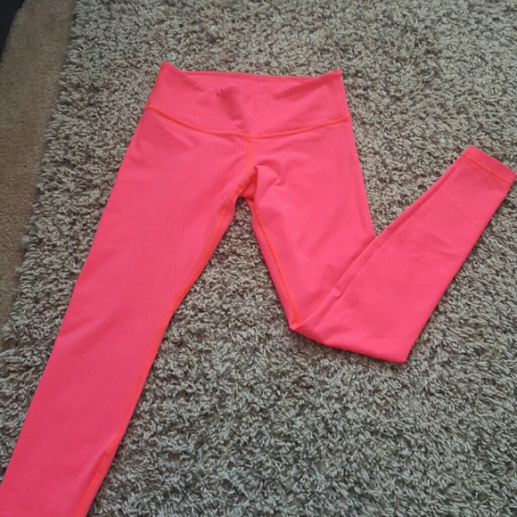 Lululemon ankle crops