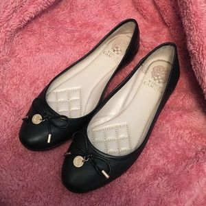 Vince Camuto leather black ballet flats