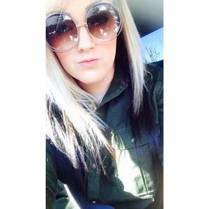 Meet your Posher, Lexi