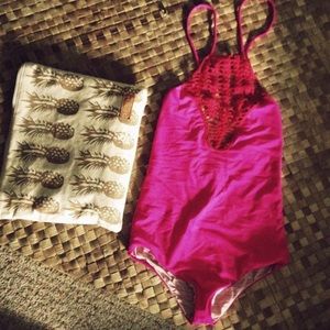 Acacia Swimwear Teahupo'o One Piece in Guava Pop