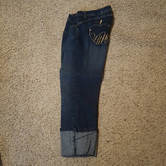 Apple Bottom jeans Capri's.