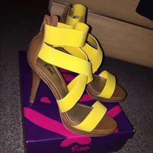 Women's heels size 5