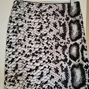 White House Black Market Pencil Skirt