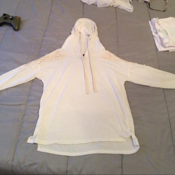 Cream colored long sleeve shirt