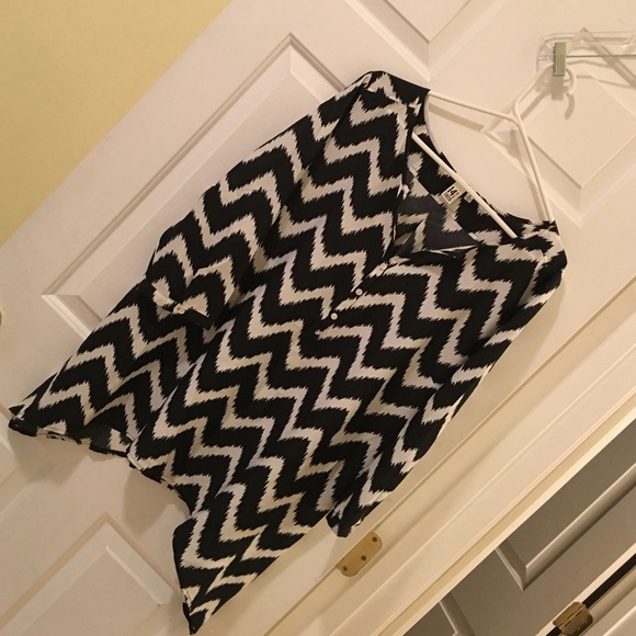 14th & Union Chevron Blouse