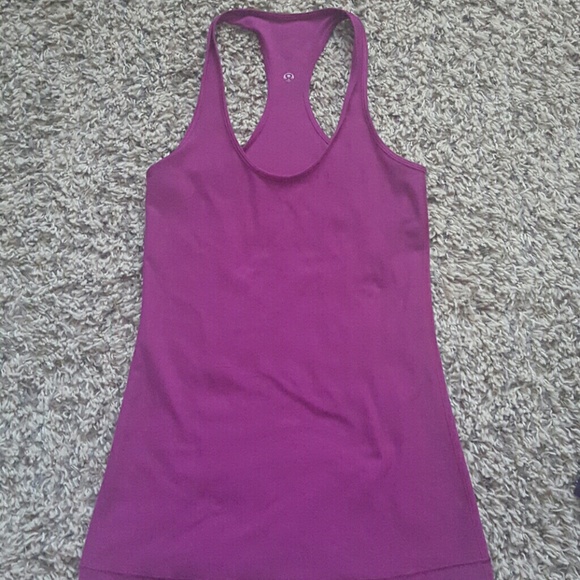 Lululemon workout tank