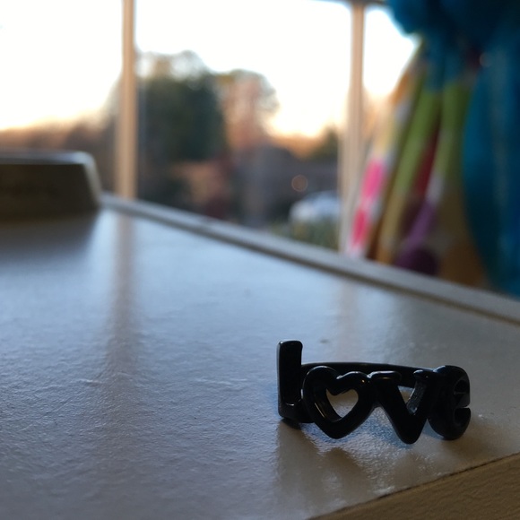 Ring - Picture 2 of 2