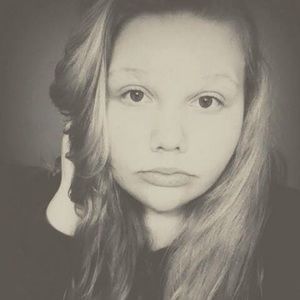 Meet your Posher, Janelle