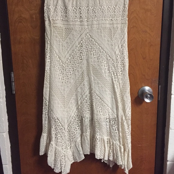 Cream lace maxi skirt