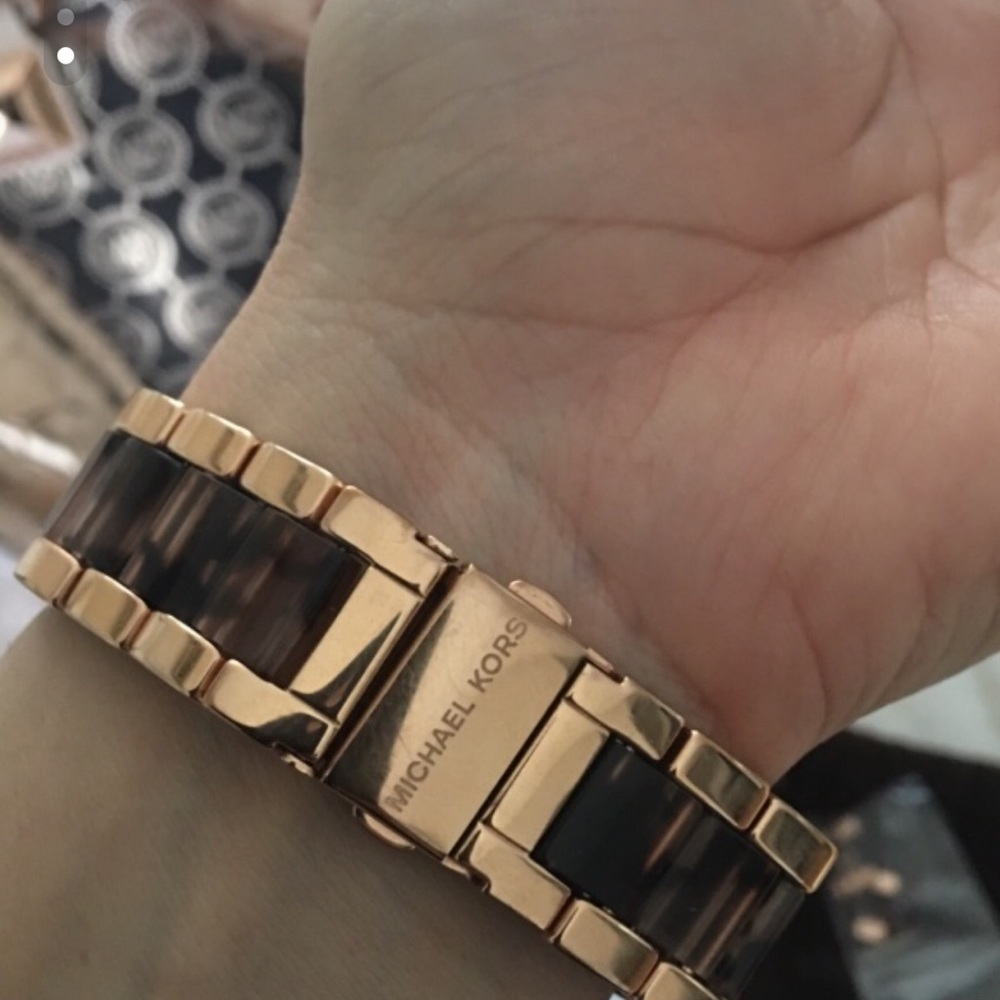 Michael Kors Wren - Picture 5 of 6