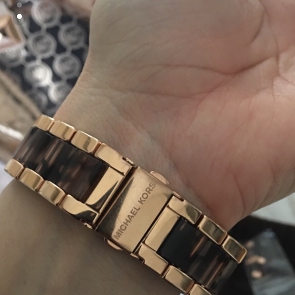 Michael Kors Wren - Picture 5 of 6