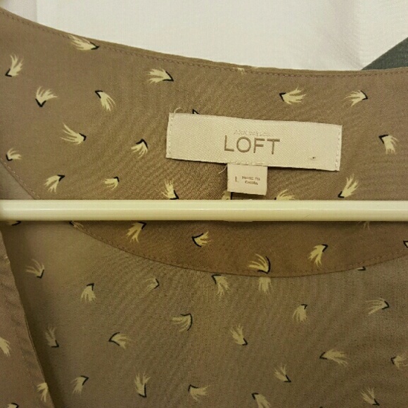 *SOLD*Loft shell - Picture 2 of 3