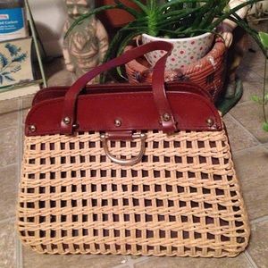 Large straw and leather vintage handbag