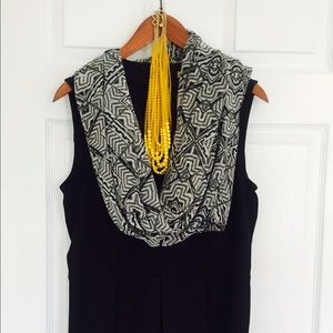 Black and white Aztec print scarf