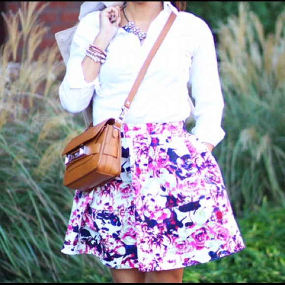 Express floral skirt size 6