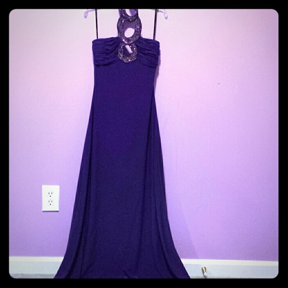 Dress. Previously owned only worn once