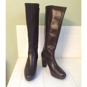 NWOT Kenneth Cole Reaction Brown Tall Boots