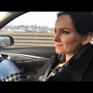 Meet your Posher, Elena