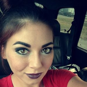 Meet your Posher, Alison