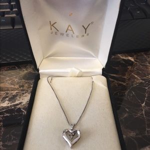 Kay jewelers heart necklace