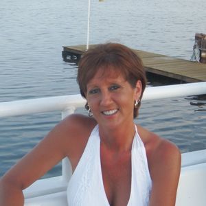 Meet your Posher, Lori