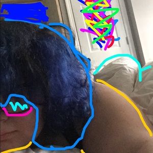 Meet your Posher, Violet