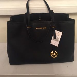 MICHAEL KORS JET SET TRAVEL