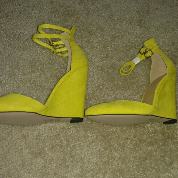 Asos Perplex pointed toe pumps - Picture 3 of 3
