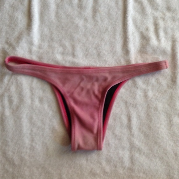 Pink cheeky bottom (reversible)
