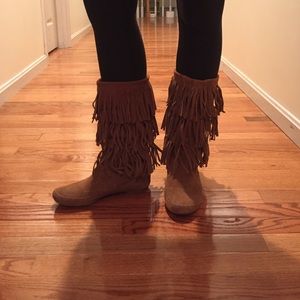 EUC Fringe Boots!