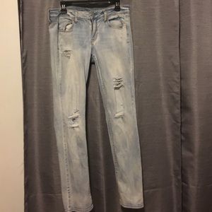 American Eagle Distressed Skinny Jean