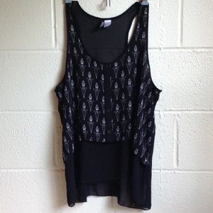 Dagger Print Tank Top