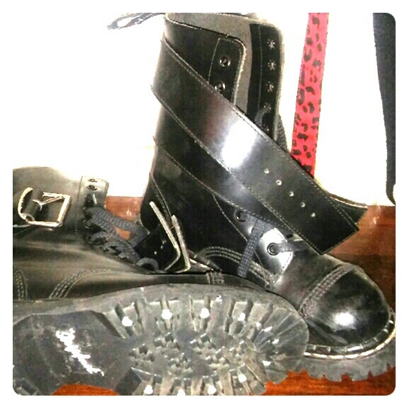 GRIPFAST UK5 STEEL TOE DOUBLE BUCKLE 10 EYE BOOTS