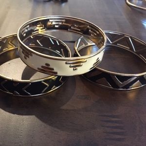 Black and White Bracelets (Set of 3)