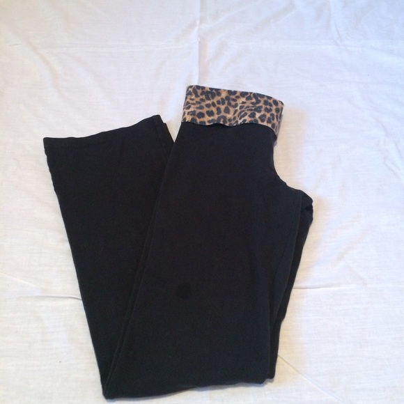 Pink Yoga Pants - Picture 3 of 4