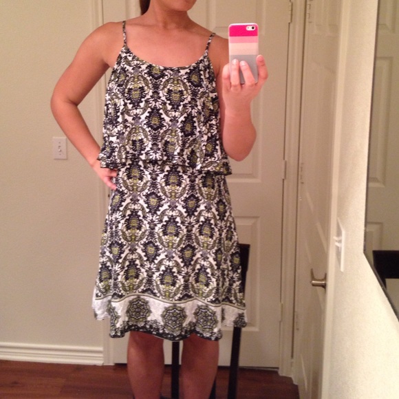 Patterned dress - Picture 2 of 3