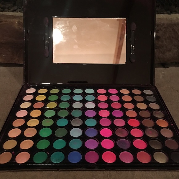 Brilliantly colored eye shadows.