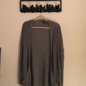 american eagle grey sweater