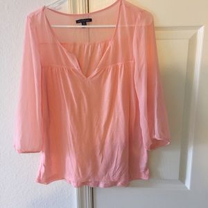 American eagle size m pink quarter sleeve shirt