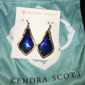 BLACK IRIDESCENT ALEX KENDRA SCOTT EARRINGS