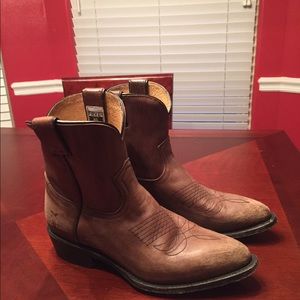 Frye Billy Short Cowboy boot