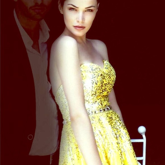 New Sherri Hill 8413 Yellow Size 2