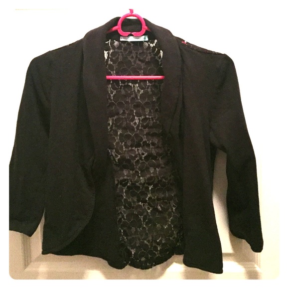 Black and lace blazer - Picture 1 of 3